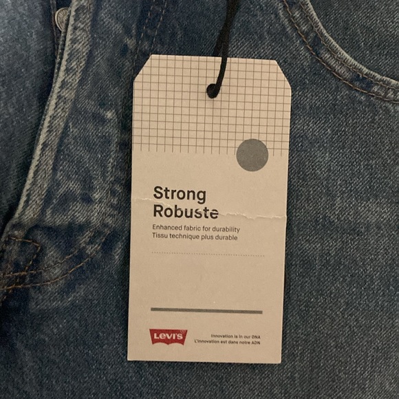 Brand new Levi 501 Strong 31W 32L - Picture 3 of 11